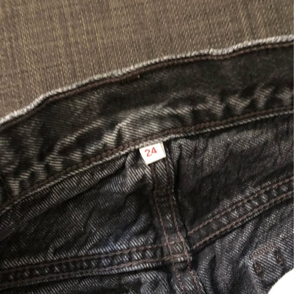 Levis jeans Size 24 - Picture 2 of 5